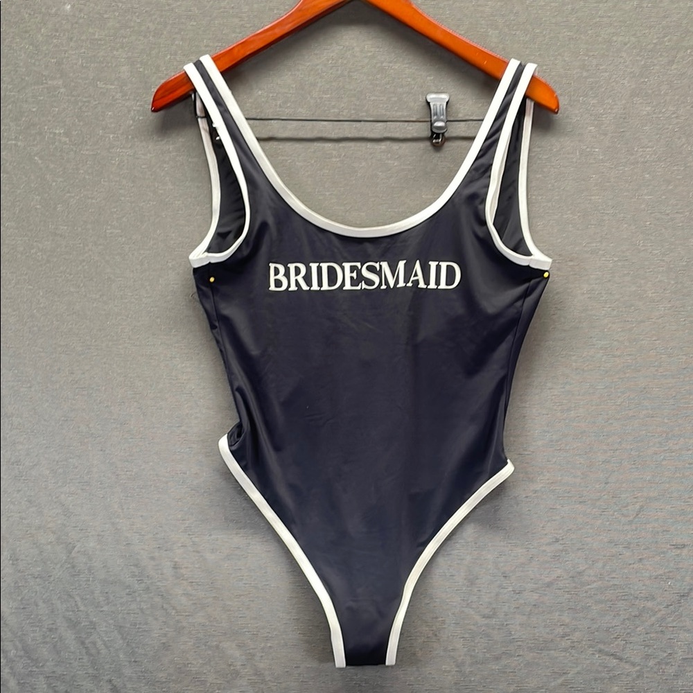 WeWoreWhat Black and White Retro One‎ Piece Swimsuit
